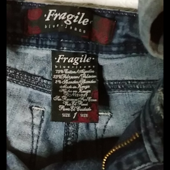 Fragile size 1 jeans - Picture 6 of 6